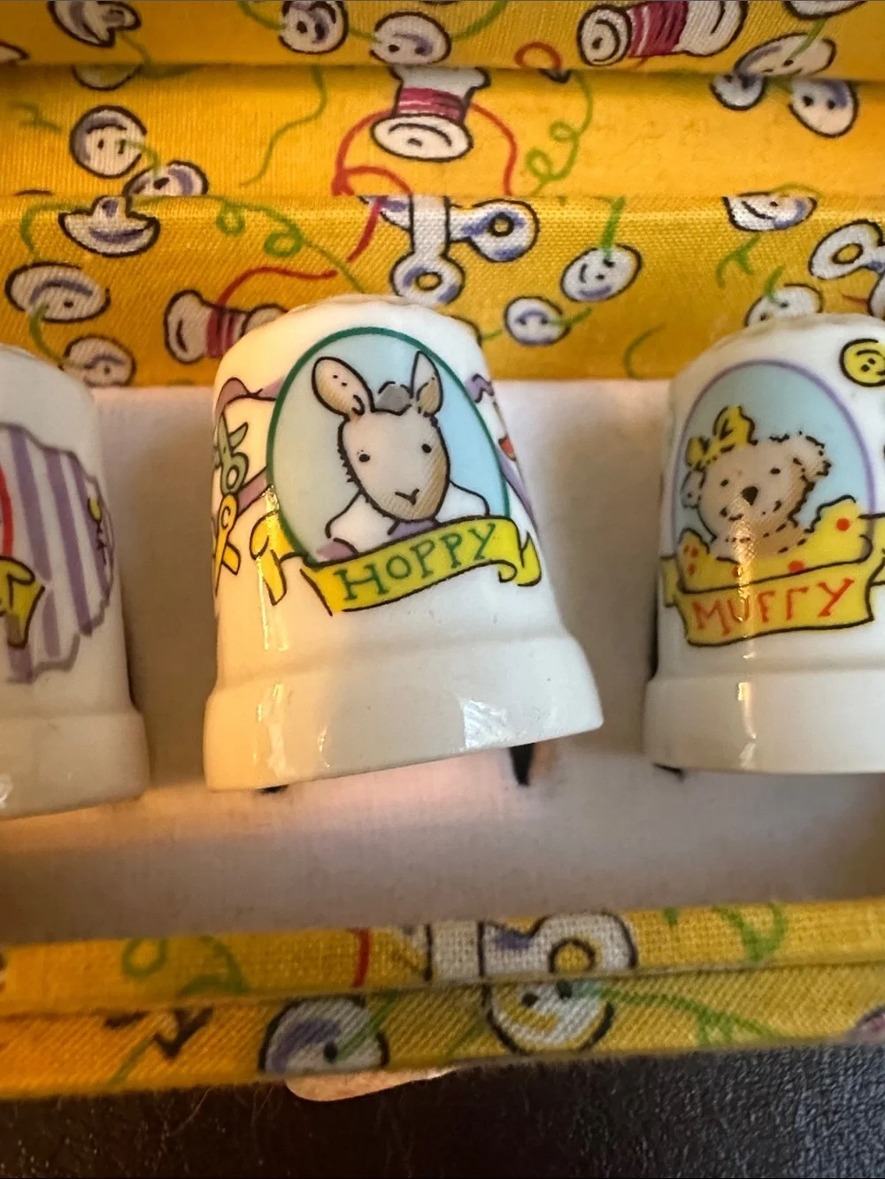 North American Bear CO collectible Ceramic Thimble Set Vintage